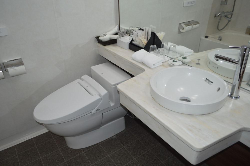 Ana Crowne Plaza Kumamoto New Sky By Ihg Hotel Exterior foto