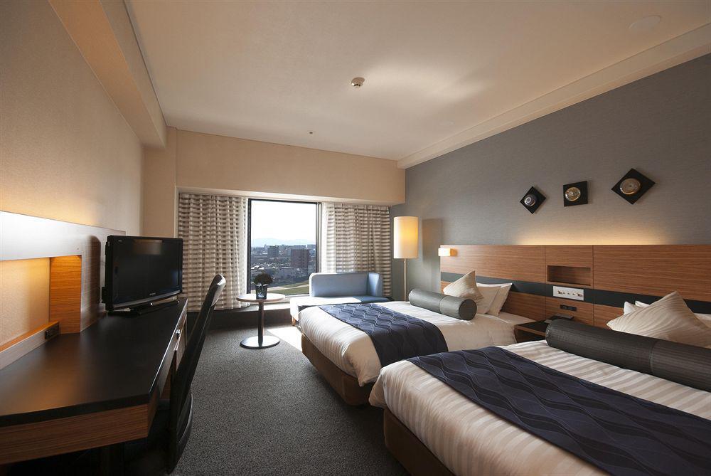 Ana Crowne Plaza Kumamoto New Sky By Ihg Hotel Exterior foto